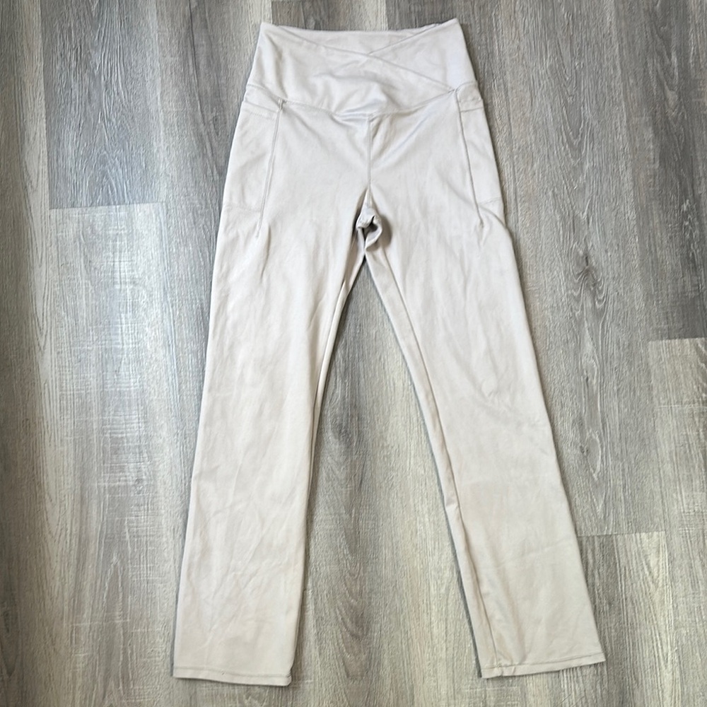 Danskin Soft Beige High-Waisted Leggings